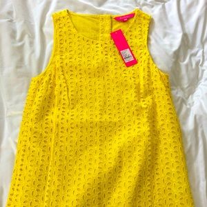 Lilly Pulitzer Eyelet Top Size XS